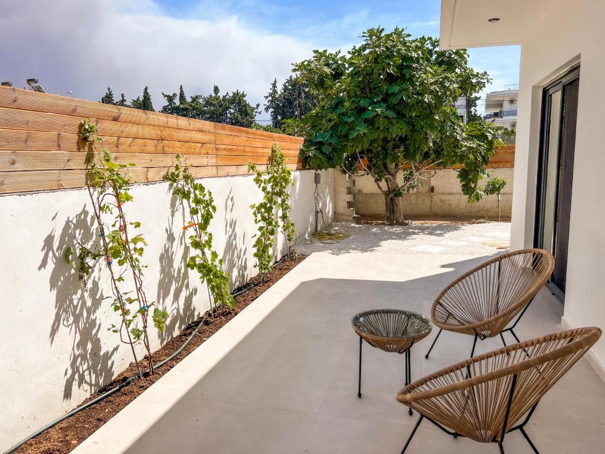 Villa Kala Loutraki - Private Pool & Sauna I Beach エクステリア 写真