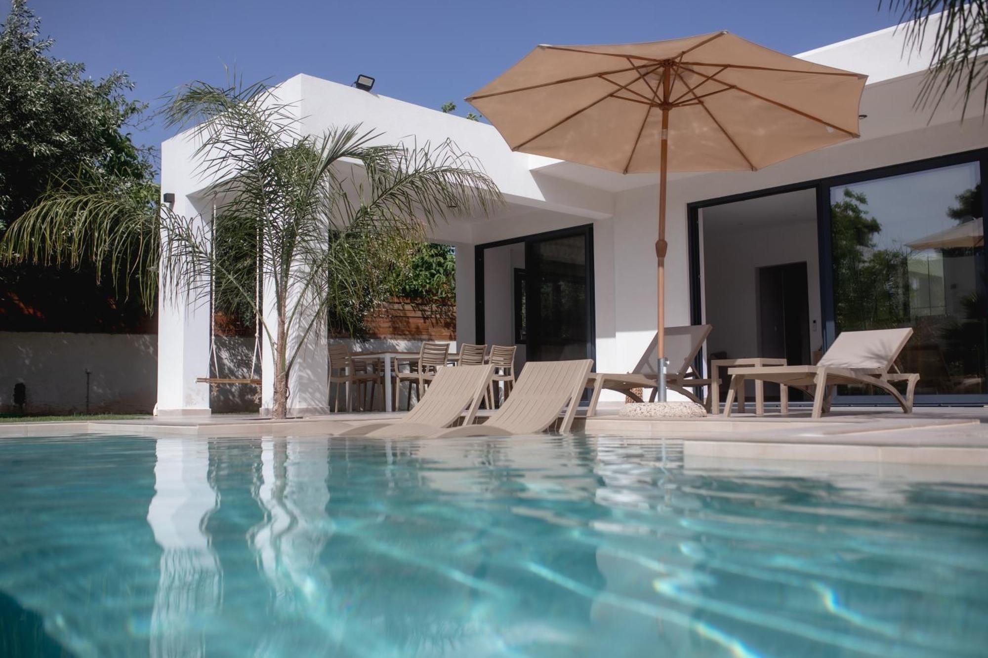 Villa Kala Loutraki - Private Pool & Sauna I Beach エクステリア 写真