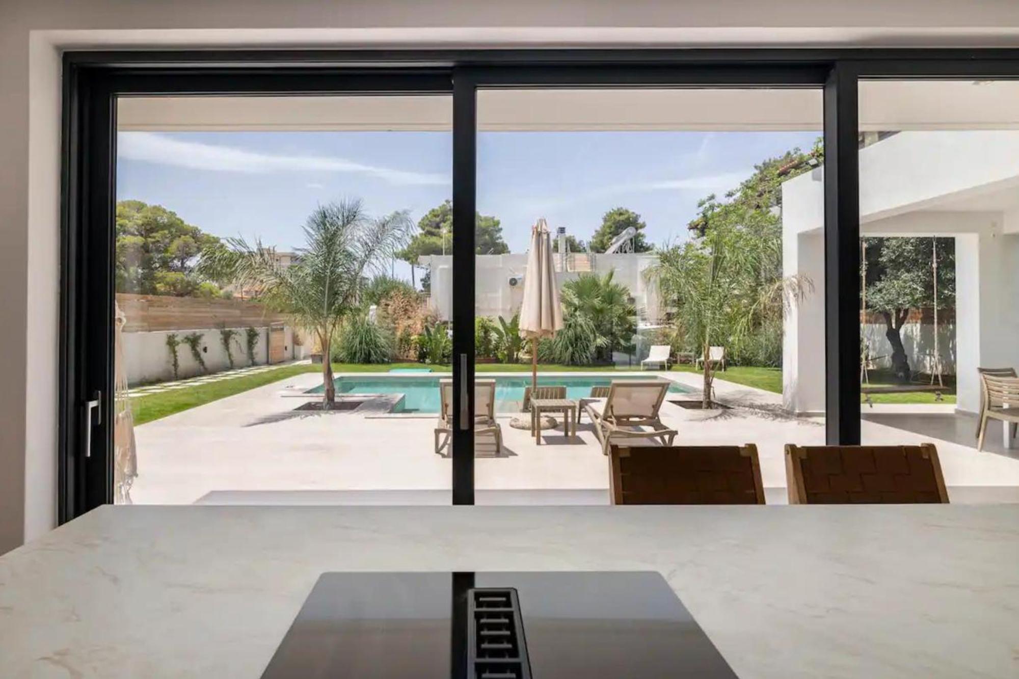 Villa Kala Loutraki - Private Pool & Sauna I Beach エクステリア 写真