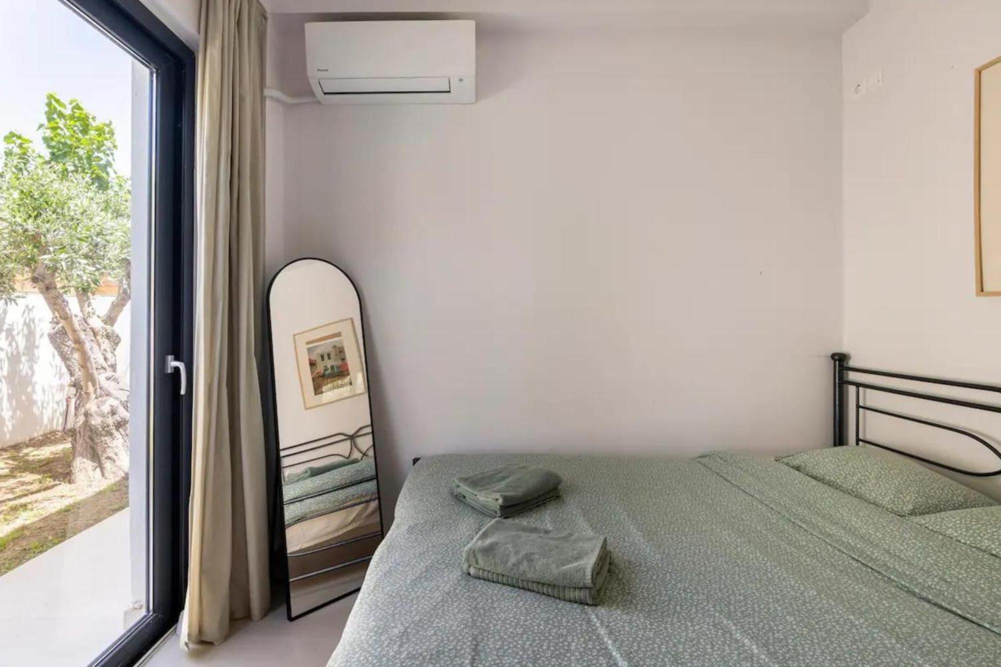 Villa Kala Loutraki - Private Pool & Sauna I Beach エクステリア 写真