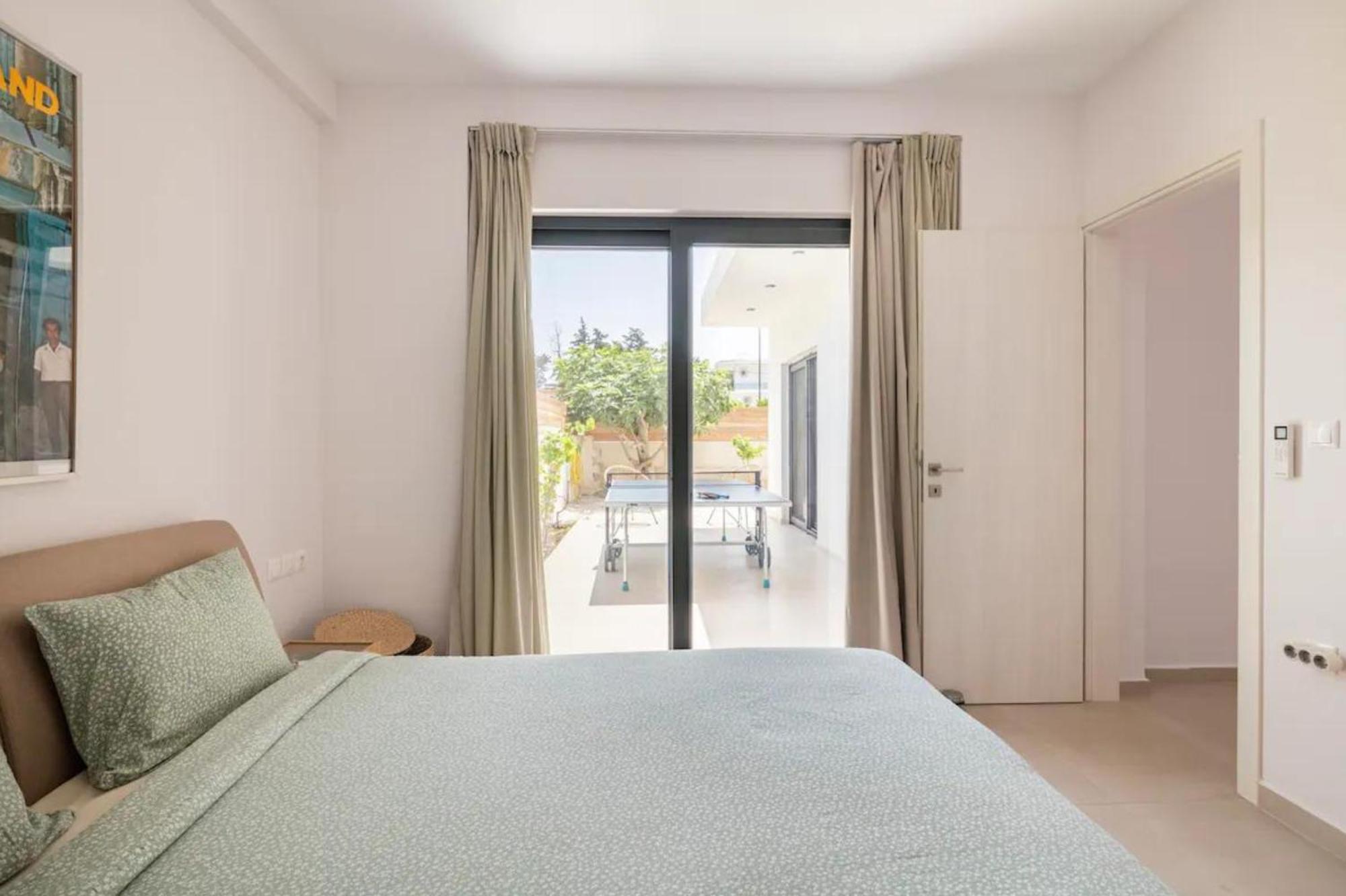 Villa Kala Loutraki - Private Pool & Sauna I Beach エクステリア 写真